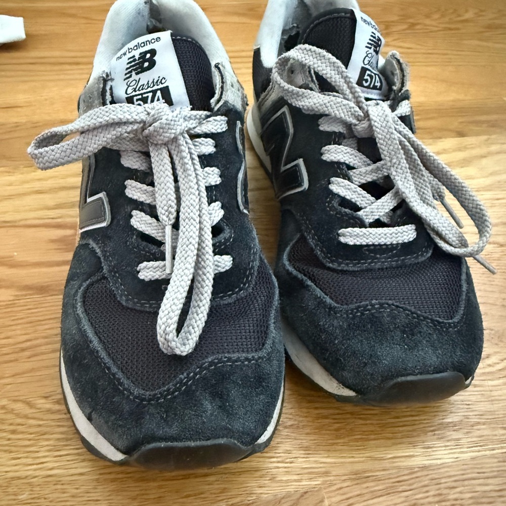 New Balance 574 Black and Gray Sneakers